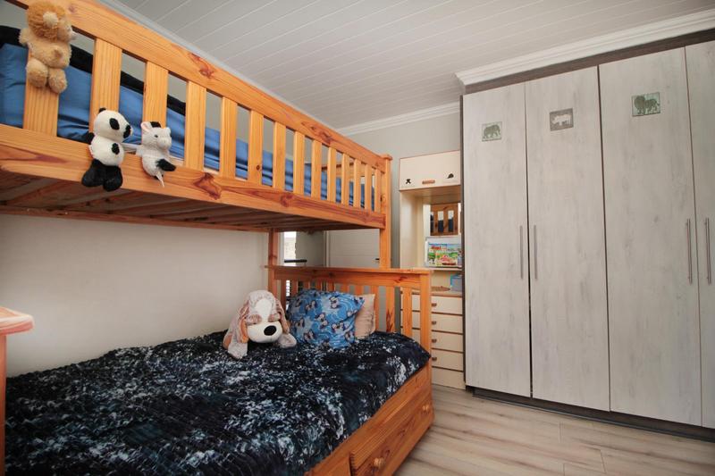 4 Bedroom Property for Sale in Island View Western Cape